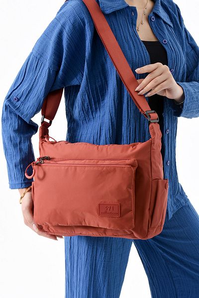 yuzuco Ultra Light Waterproof Multi-Pocket Shoulder Bag (Model: 571-13-9J)
