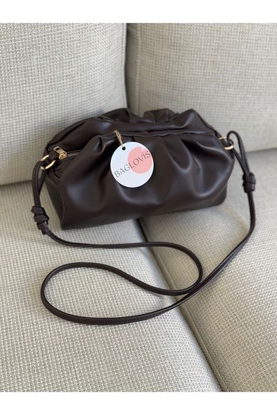 BAGLOVİS Soft Leather Textured Brown Women's Shoulder Bag with Zipper and Snap Closure En25 Boy15