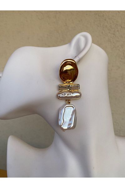 sain jewelry Vintage Design Baroque Pearl Dangle Gold Detailed Stylish Earrings