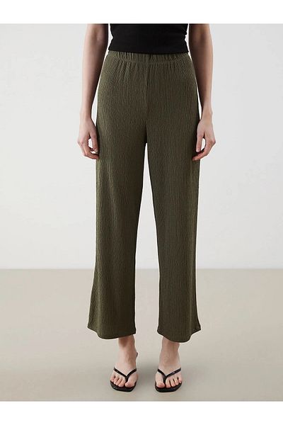LC Waikiki Elastic Waist Textured Women's Trousers