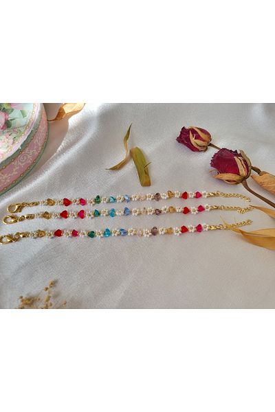 Es Kozmetik Triangle Crystal Sand Bead Flower Bracelet