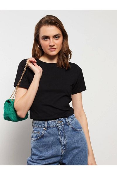 LC Waikiki Lc Waiki Crew Neck Plain Short Sleeve Women's T-Shirt