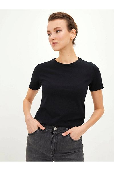 LC Waikiki Lc Waiki Crew Neck Plain Short Sleeve Women's T-Shirt