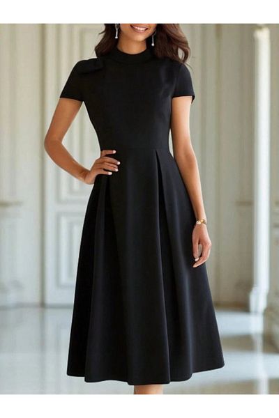 Masspera Half Turtleneck Short Sleeve Pleated Midi Dress