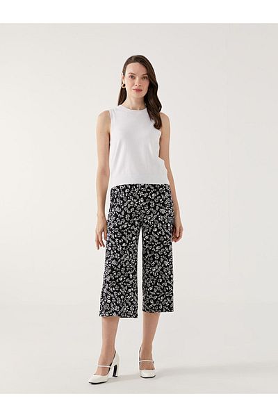 LC Waikiki Grace Mixed Floral Women's Capri with Elastic Waist