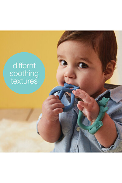 Bbox عضاضة معصم من بي بوكس - لون أحمر خدود، 3 أشهر فأكثر، لعبة تسنين ناعمة من السيليكون للأطفال