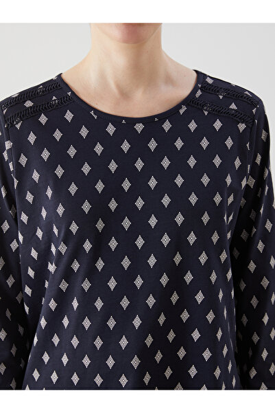 LC Waikiki Bisiklet Yaka Desenli Kadın Tişört