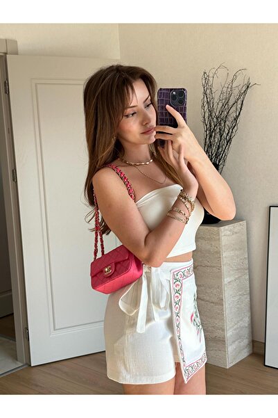 BAŞARAN Embroidery Detailed Shorts Skirt Ecru