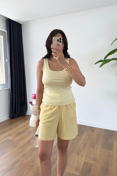 BİRCANÇİL Md Vela Yellow Strap Contrast Detailed Tank Top