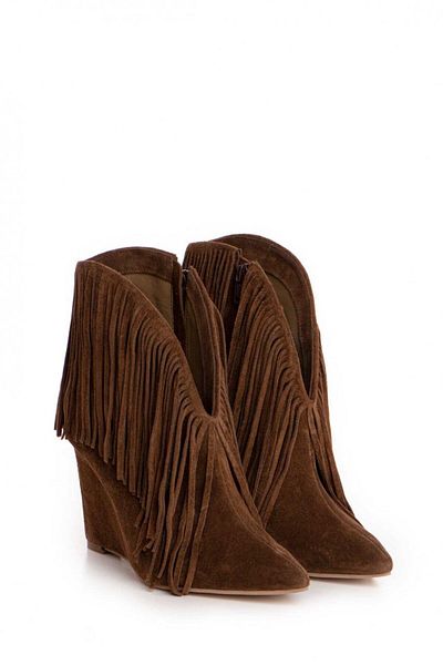 Vanilla Days Nemesis ankle boots in brown suede with fringes