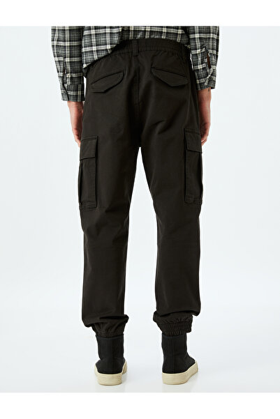 Koton Pamuklu Gabardin Cep Detaylı Düğmeli Beli Lastikli Jogger Pantolon