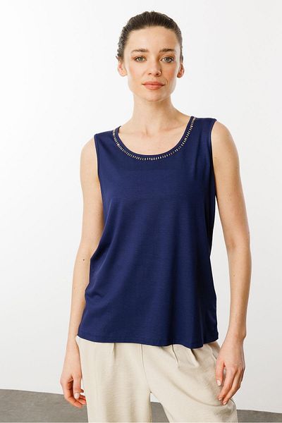 Desen Women's Crew Neck Stoned Strap T-Shirt