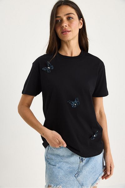 Bianco Lucci Women's Butterfly Accessory Crew Neck Cotton T-Shirt 60602071