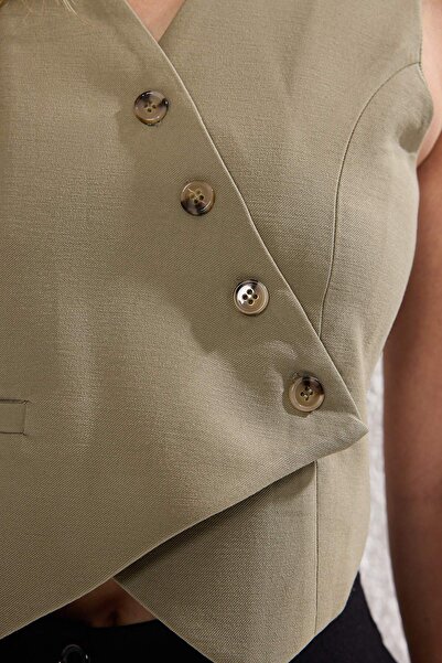 Trendyol Collection Khaki Fitted Linen Look Double Breasted Closure Crop Vest Twoss25Ye00122