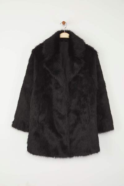Kolekcia Trendyol Čierny chlpatý monokryt Oversize Midi kabát TWOAW26KB00006