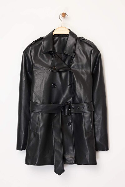 Trendyol Collection Czarny dwurzędowy płaszcz typu trencz ze sztucznej skóry, regularny, midi TWOAW26TR00007