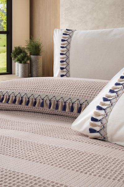 Sevim 4 Piece Double Tasseled Pool Pique Set