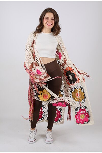 Designer Püsküllü Beyaz Dantel Çok Renkli Otantik Hırka