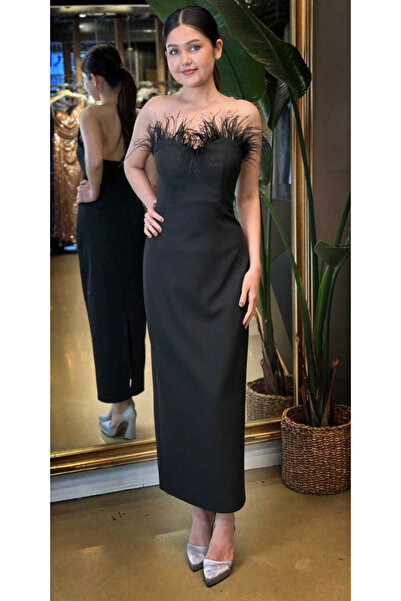 Abiyeniall Siyah Tüy Detaylı Yırtmaçlı Düz Kesim Krep Midi Abiye Elbise 7765