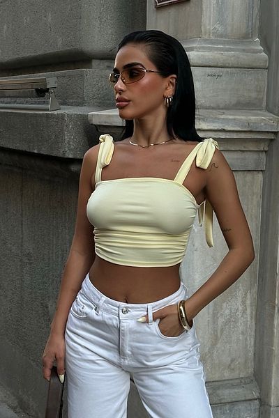 World Fashion Trends WFT5023B Φαρδιές τιράντες Crop Μπλούζα με φιόγκο
