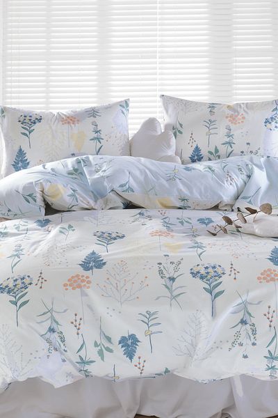 Eponj Home Double Cotton Duvet Cover Set 4 Pieces – Hanami Pattern – White / Soft Texture