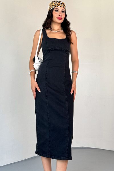 Cappmoda ELB-01742 Μαύρο τζιν με λαιμόκοψη πισινό ύφασμα με λεπτομέρεια σχισμής στην πλάτη Lycra Midiboy φόρεμα