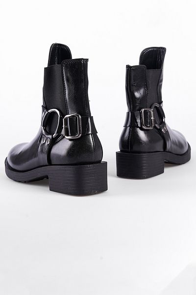 Capone Outfitters Ελαστικές μπότες ποδηλασίας με μεταλλικά αξεσουάρ