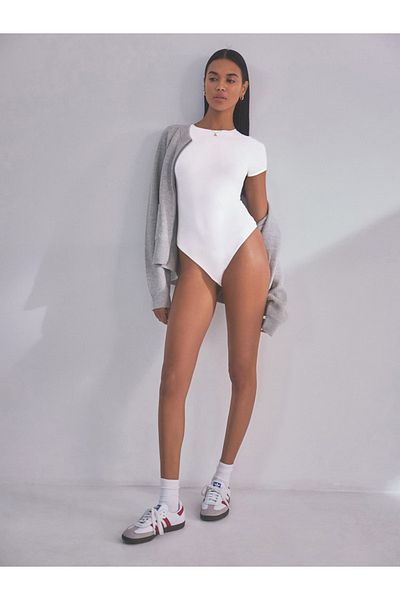 JustMORE Crew Neck Short Sleeve Snap Fastener Bodysuit