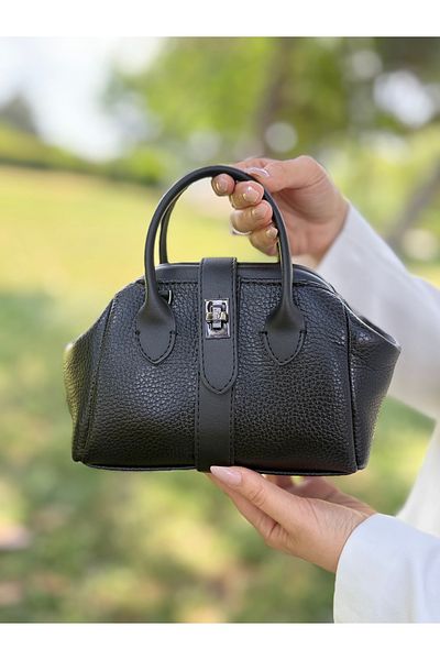 DEV 3 ADAM Nçs Black Mini Women's Hand and Shoulder Bag - Minimal of Elegance (En:18~Boy:13)