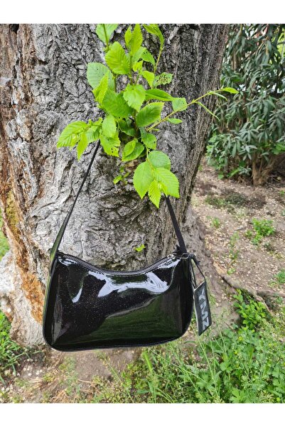 YMZBAG Baguette din piele lacuita moale neagra cu model Sim