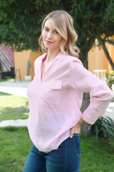 Fulla Moda Βασικό πουκάμισο με μονή τσέπη με λαιμόκοψη