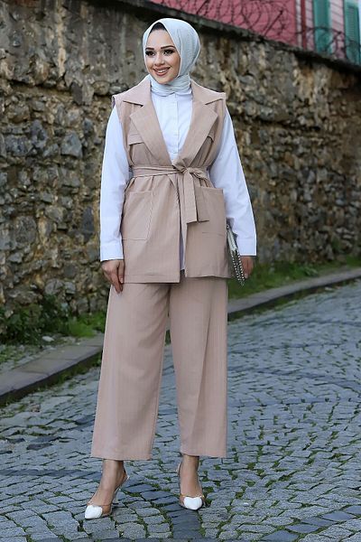 Tesettür Dünyası Striped Suit with Belted Waist Vest TSD240102 Mink