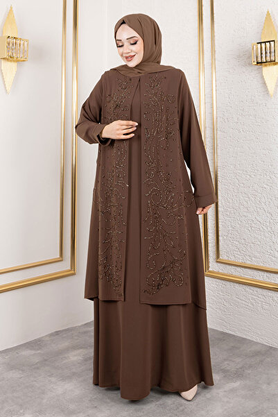 Tesettür Dünyası Μακρύ μεσογειακό φόρεμα με λαιμόκοψη και ένθετα TSD250125 Καφέ