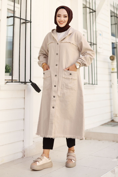 Tesettür Dünyası TSD 240821 Μοντέλο Κρεμ μακριά τζιν μπουφάν με φούντα