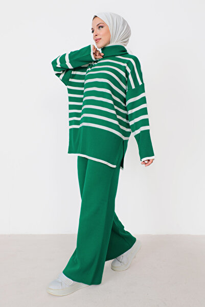Tesettür Dünyası Turtleneck Striped Knitwear Suit TSD230906 Green