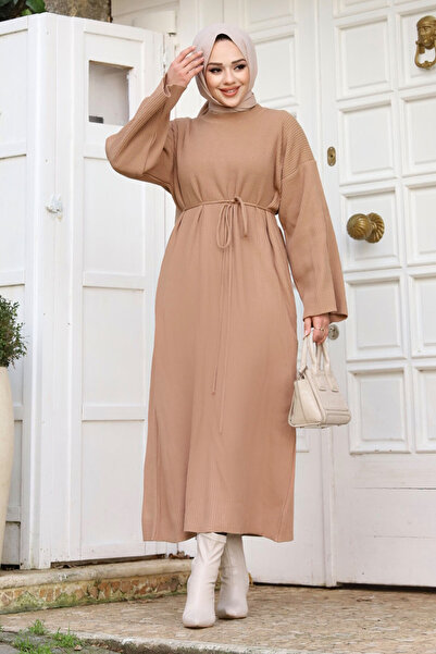 Tesettür Dünyası Дълга плетена рокля с връзки на талията TSD240213 Vison