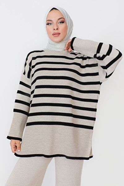 Tesettür Dünyası Ριγέ Λεπτομερές Πλεκτό Κοστούμι TSD230909 Μπεζ