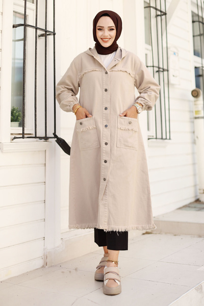 Tesettür Dünyası TSD 240821 Μοντέλο Κρεμ μακριά τζιν μπουφάν με φούντα