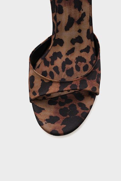 Capone Outfitters Дамски сандали с висок ток и заоблен връх Elisa