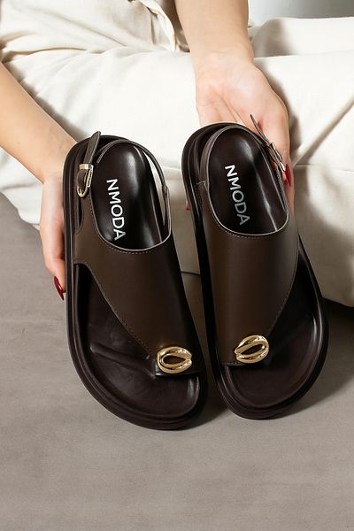 StWenn Black Women's Slippers with Gold Buckle Detail – Stylish and Comfortable Daily Useblack Women's Slippers with Gold Buckle Detail