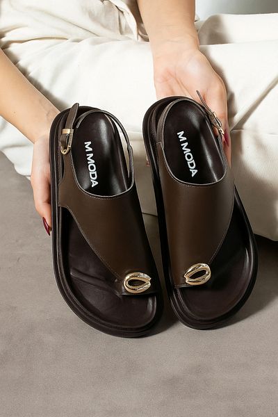 StWenn Black Women's Slippers with Gold Buckle Detail – Stylish and Comfortable Daily Useblack Women's Slippers with Gold Buckle Detail