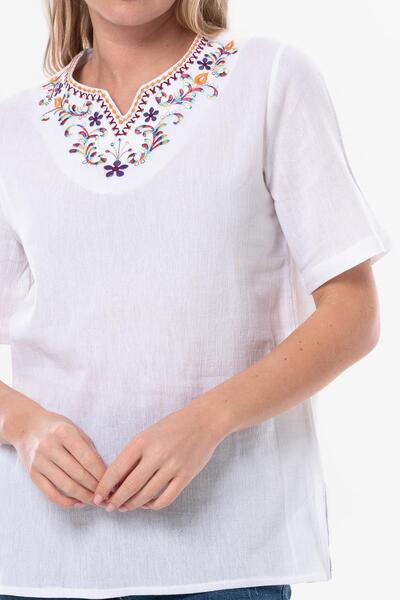 Eliş Şile Bezi Κοντό μανίκι Şile υφασμάτινο κέντημα ουράνιο τόξο Λεπτομερής καλοκαιρινή μπλούζα Λευκή Byz