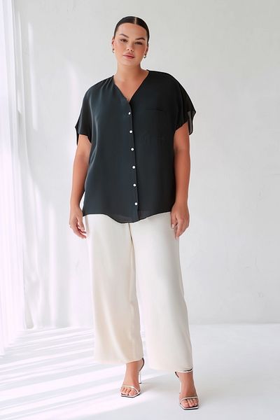Hanezza بلوزة أنيقة نصف كم - مقاس كبير للنساء، مجموعة Hanezza Plus Size