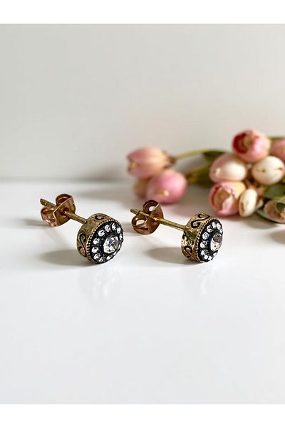 FAYRA ACCESSORIES Zircon Stone Round Minimal Pin Earrings