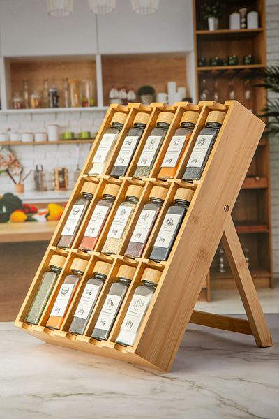 Lizzy Luxury 15-Piece Spice Rack Set Spice Rack with Bamboo Stand