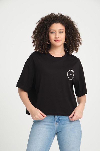 Store 100% Cotton, Relaxed Fit, Crew Neck T-Shirt - Aesthetic Text Design