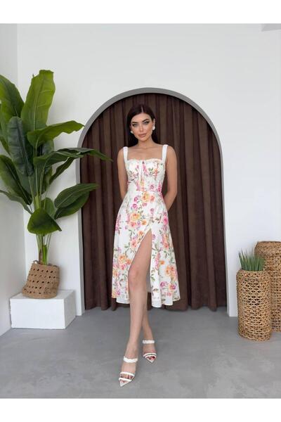 Butik Yırtmaç Detaylı Çiçekli Elbise