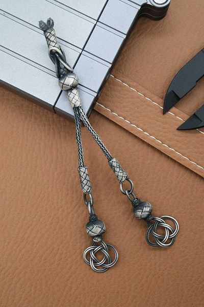 dergah tesbih 2-Piece Silver Kazaziye Knitted Whip