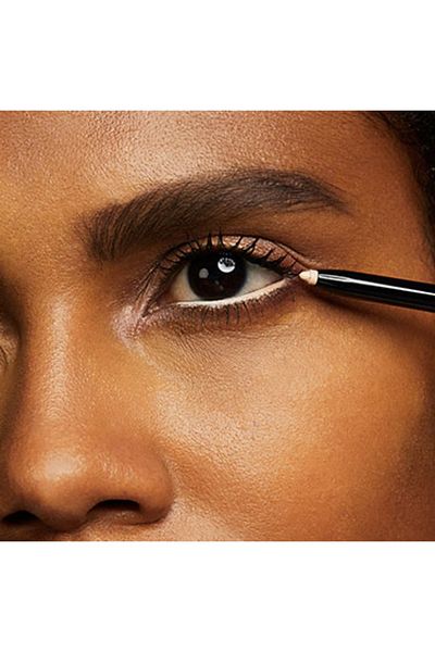 Max Factor Max Factor Eyeliner Pencil 02. Dual-ended, waterproof pencil, light brown, dark brown inside the eye.