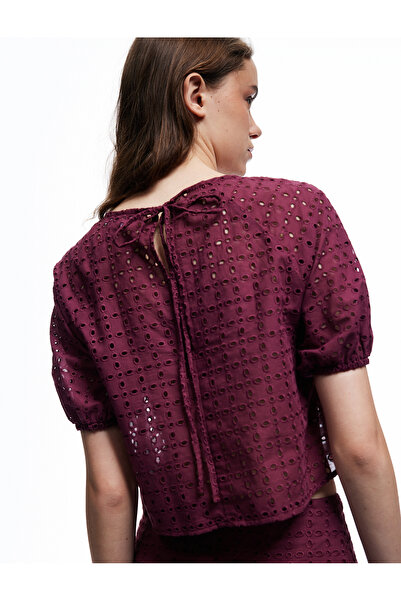 Koton X Melis Ağazat - Cotton Lined Embroidered Scalloped Short Sleeve Crew Neck Blouse